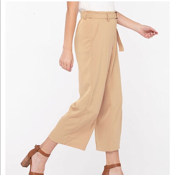 🆕Belted Wide Leg Gaucho - Picture 3 of 10